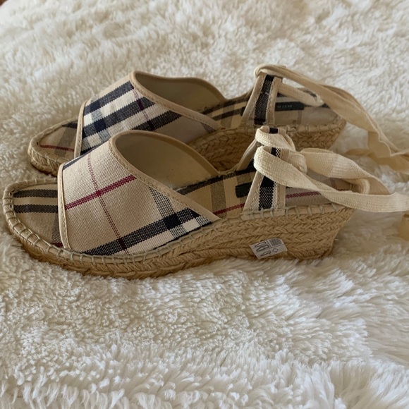 Burberry Beige Plaid Espadrille Wedges - Picture 1 of 8